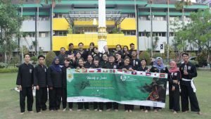 Mahasiswa Bule juga turut berlaga