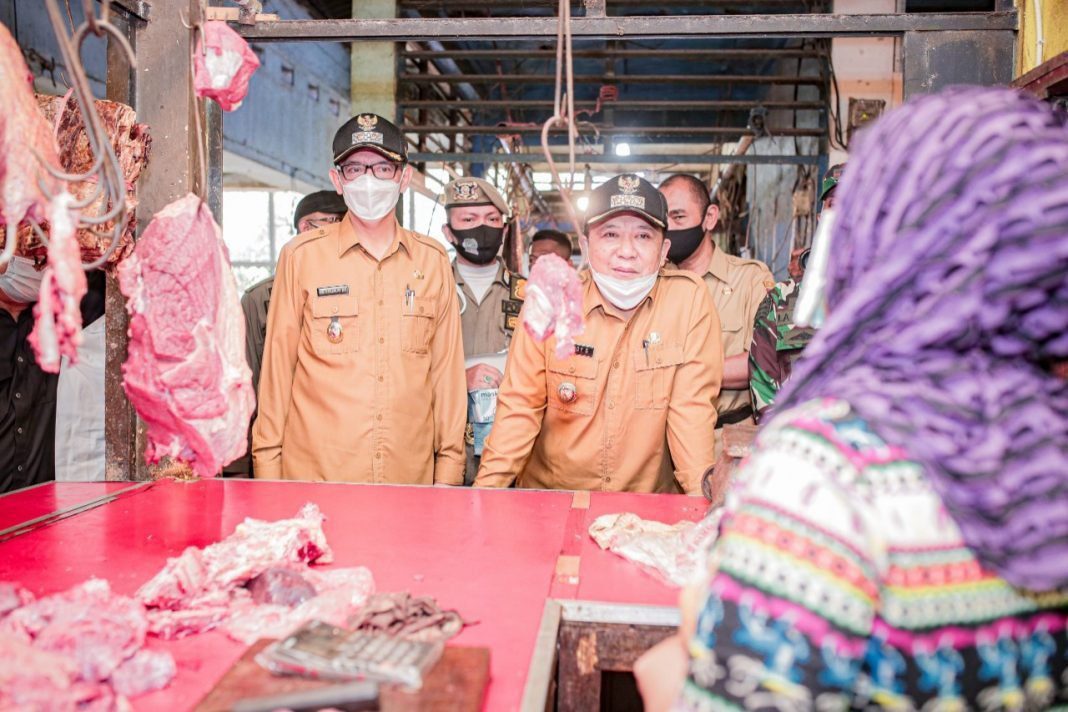 Bupati sidak pasar tanjung H-2 Jelang Lebaran