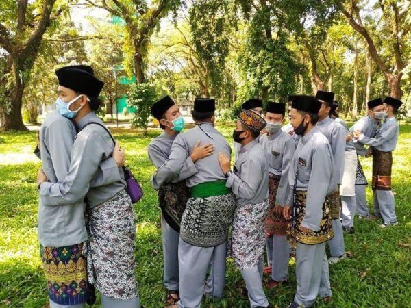 Mahasiswa dan santri Patani Thailand Gelar Lebaran di Rektorat Unej Mahasiswa dan santri Patani Thailand