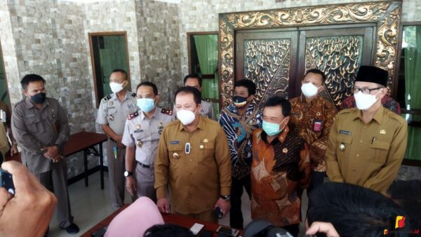 Sertifikasi 1200 asset