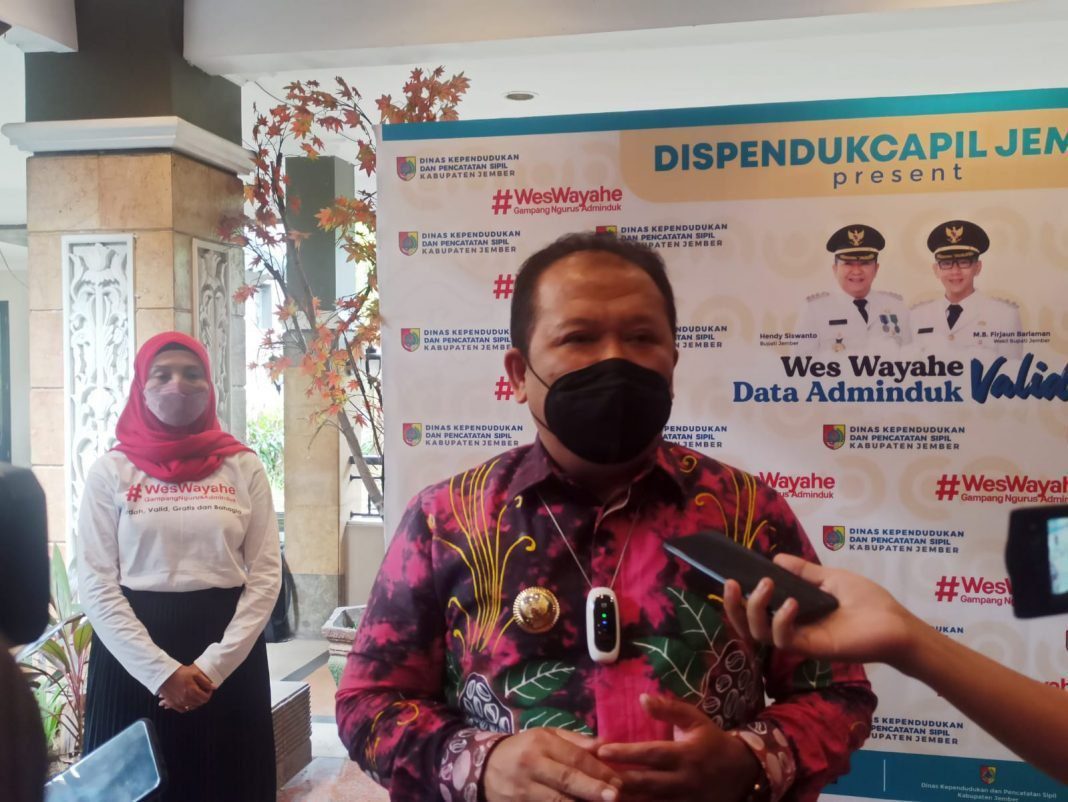 KK dan Akta Kelahiran