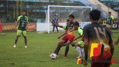 Persid Jember Lolos