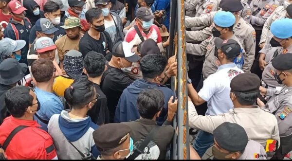 Buruh PDP Kahyangan