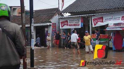 diguyur hujan