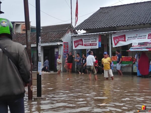 diguyur hujan
