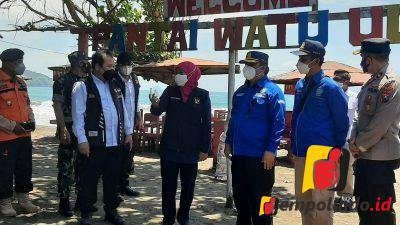 Tinjau Lokasi Bencana