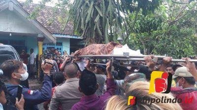 Dua Warga Gumukmas