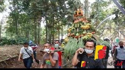 Sedekah bumi LMDH