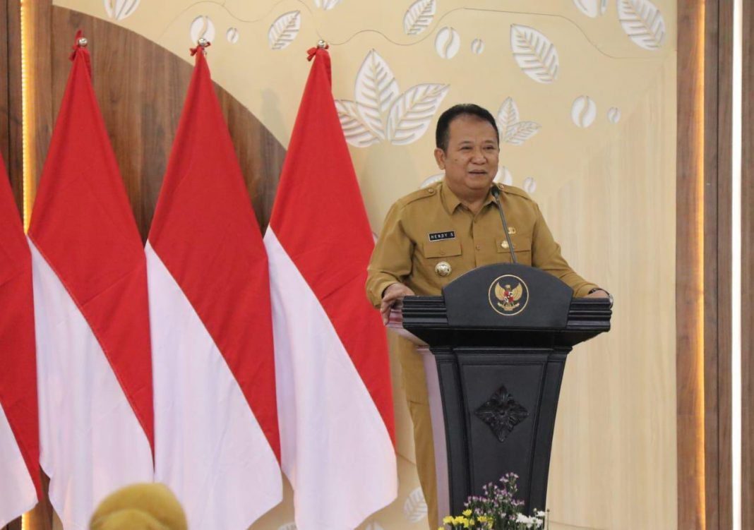 Jember Terima Penghargaan Terbaik Dari Men PAN RB Jember Terima Penghargaan