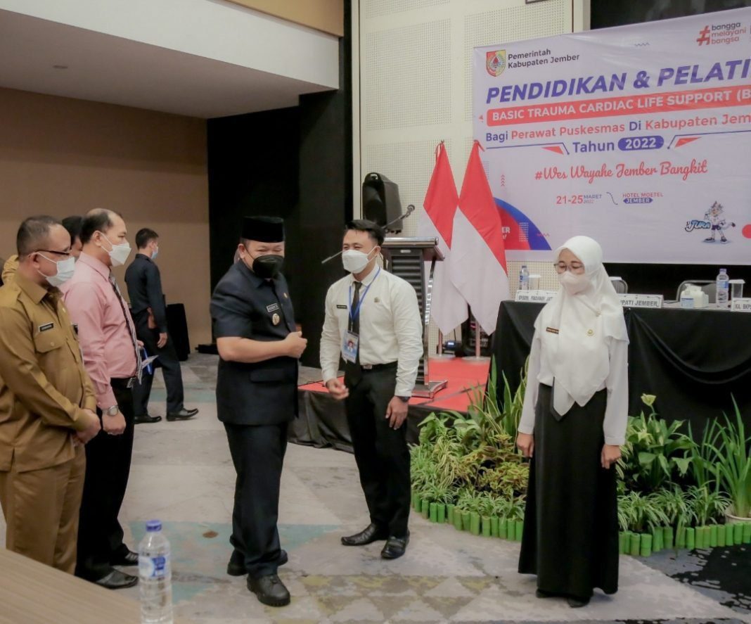 Tingkatkan Mutu Perawat BKPSDM Jember Buka Pelatihan BTCLS Tingkatkan Mutu Perawat
