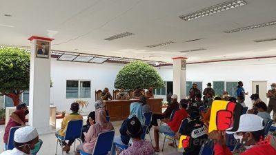 Warga Desa Kepanjen