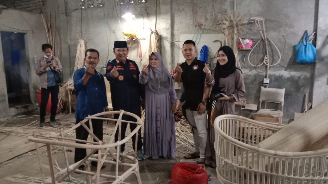 Kerajinan Rotan