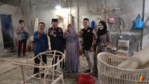 Kerajinan Rotan