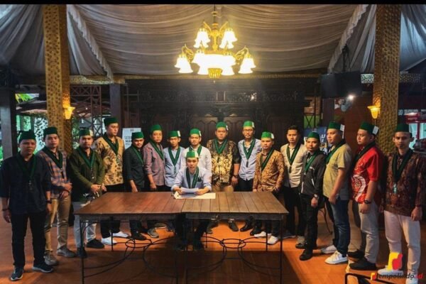HMI Bersikap