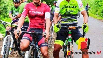 Bersaing Dengan Pembalap
