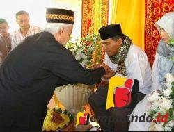 Wahyudi Adisiswanto Kini Dinobatkan Sebagai Warga Aceh Dengan  Adat Peusijuk 