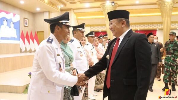 jempolindo, bupati jember, kades, paw