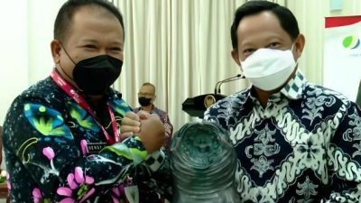 Bupati Jember Terima Paritrana Award 2022, Sisihkan Ratusan Kabupaten Se Indonesia