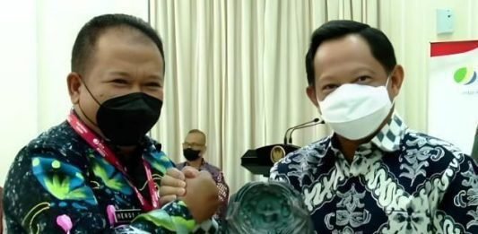 Jempolindo, Bupati Jember, Paritrana award