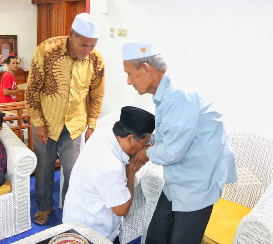 Duka Mendalam Dari Pj Bupati Pidie Atas Wafatnya Tengku Abdurrahman jempolindo, Pidie, Aceh, Tengku Abdurrahman