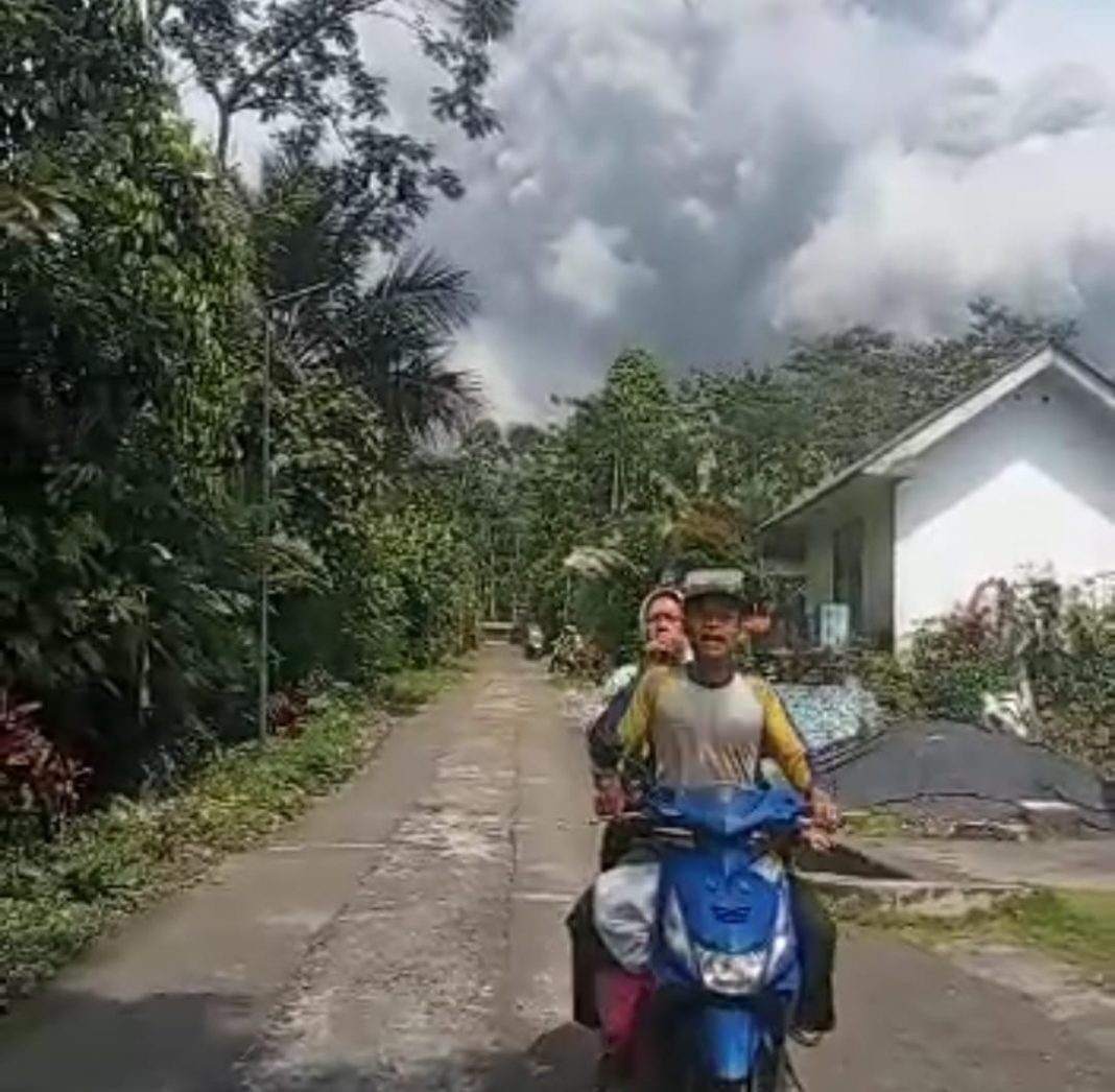 Jempolindo, Lumajang, Erupsi Gunung Semeru