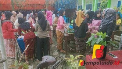 jempolindo, jember, Mts Albdar Loji, Hari ibu, Serba kebaya