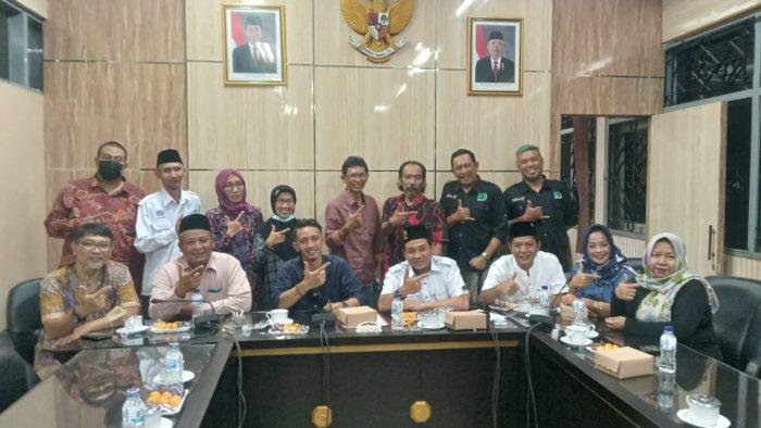 jempolindo, jember, pansus, lkpj, bupati jember