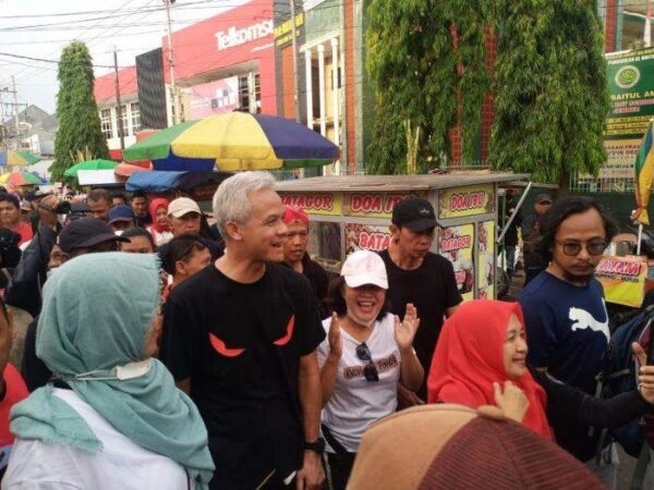 jempolindo, jember, ganjar, bikin kejutan, sarapan bersama rakyat