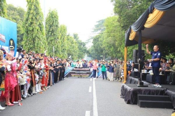 jempolindo, jember, drumban dan marching band, memukau warga jember