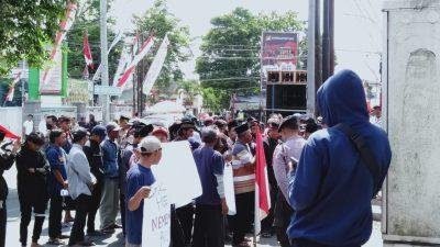 jempolindo, jember, karangkedawung, aksi massa, kejaksaan