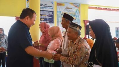 Bupati Jember Bagikan Bantuan DBHCHT Kepada 68.997 orang di Kalisat