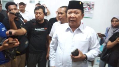 Laksanakan Sholat Subuh Berjamaah Paslon 01 Dilaporkan ke Bawaslu Jember, Hendy: Saya Orang Islam