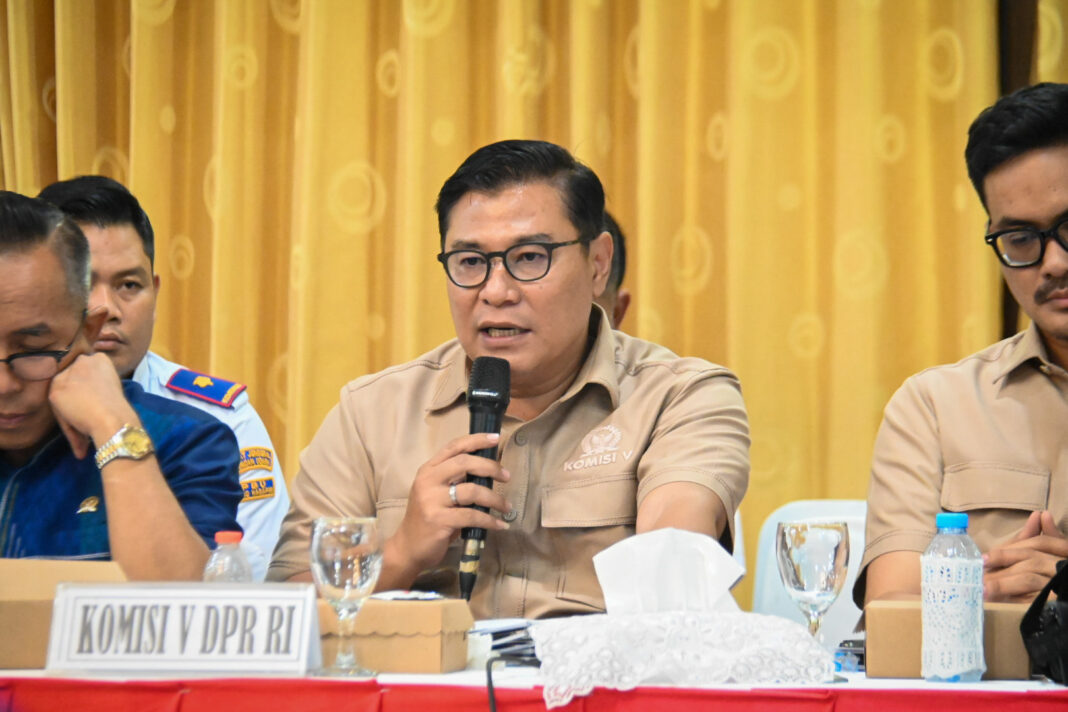 Anggota_Komisi_V_DPR_RI__Danang_Wicaksana_Sulistya__saat_mengikuti_Kunjungan_Kerja_Reses_Komisi_V_ke20251028100852 Danang Wicaksana Sulistya